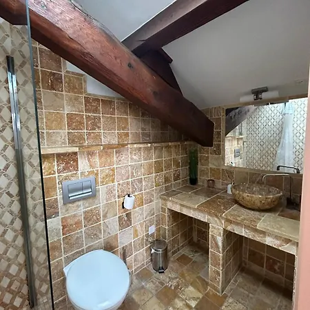 Hotel Les Galets Peyruis